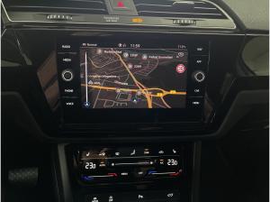 Volkswagen Touran 1.5 TSI R-Line LED LM 17" Navi PDC+RFK ACC