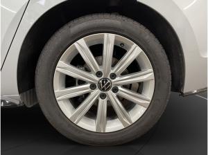 Volkswagen Touran 1.5 TSI R-Line LED LM 17" Navi PDC+RFK ACC