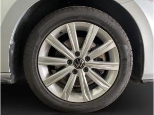 Volkswagen Touran 1.5 TSI R-Line LED LM 17" Navi PDC+RFK ACC