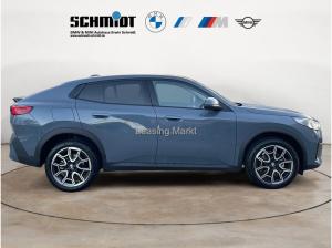 BMW X2 sDrive20d Premium Paket Panorama 19Zoll