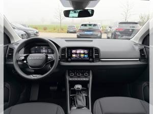 Skoda Karoq SELECTION 1.5 TSI DSG (UVP 43.359€ /KW48/25) AHK/PARK/WINTER/KESSY/230V/4J.GARA./UVM.