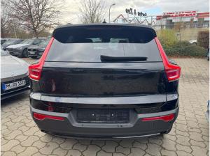 Volvo XC40 B3 B DKG Plus Black Edition..