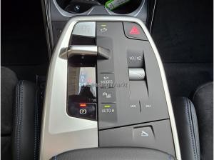 BMW X2 sDrive20i Steptronic DCT Navi DSG Tempom.aktiv Bluetooth PDC