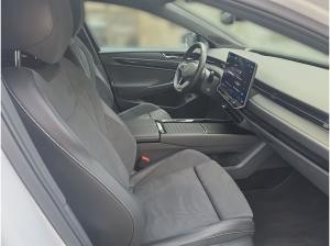 Volkswagen ID.7 Tourer Pro Navi AHK IQ.LIGHT - LED-Matrix-Scheinwerfer Sprachassistent DAB+