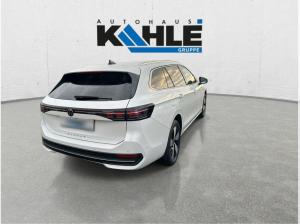 Volkswagen Passat Business 2.0 l TDI DSG CarPlay Matrix ACC AHK Winterräder IQ.Light