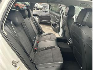 Volkswagen Passat Business 2.0 l TDI DSG CarPlay Matrix ACC AHK Winterräder IQ.Light