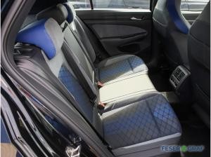 Volkswagen Golf 8 R 2.0 TSI 4M DSG ACC LED RüKa Sitzh.