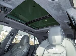 Audi RS Q8 SUV performance