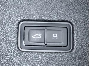 Audi RS Q8 SUV performance