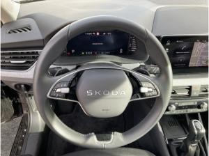 Skoda Kamiq Selection 1.5 TSI AHK Navi Kamera DigiCock LED ACC Apple CarPlay