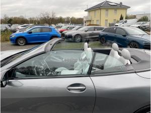 BMW M8 Competition xDrive Cabrio + M Carbon Paket