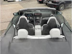 BMW M8 Competition xDrive Cabrio + M Carbon Paket