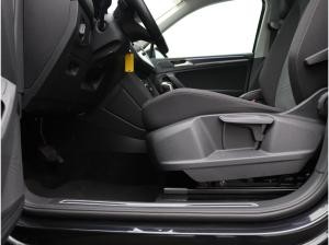 Volkswagen Tiguan Elegance 1.5 TSI DSG / Matrix, ACC, AHK