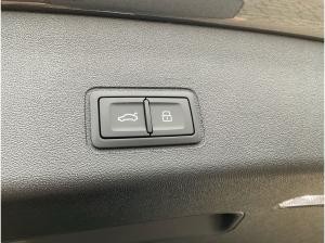 Audi Q3 SUV 2.0 TFSI quattro S line MATRIX AHK MEMORY