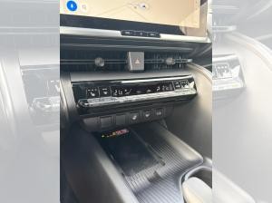 Toyota C-HR 2.0-l Plug-in Hybrid Teamplayer mit Technik Paket