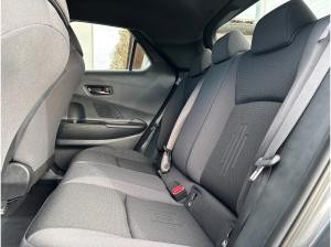 Toyota C-HR 2.0-l Plug-in Hybrid Teamplayer mit Technik Paket