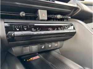 Toyota C-HR 2.0-l Plug-in Hybrid Teamplayer mit Technik Paket