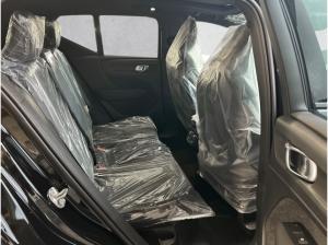Volvo XC40 Plus Black Edition 2WD B3 Mild-Hybrid