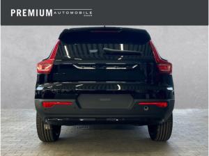 Volvo XC40 Plus Black Edition 2WD B3 Mild-Hybrid