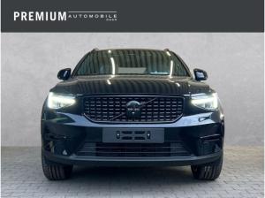 Volvo XC40 Plus Black Edition 2WD B3 Mild-Hybrid
