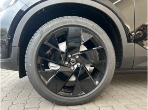 Volvo XC40 Plus Black Edition 2WD B3 Mild-Hybrid