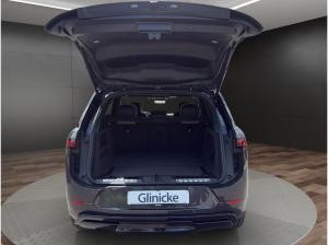 Land Rover Range Rover Sport D300 Dynamic SE