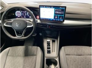 Volkswagen Golf VIII 2.0 TDI DSG Life Goal ACC AHK AUT Kam.