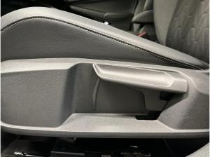 Volkswagen Golf VIII 2.0 TDI DSG Life Goal ACC AHK AUT Kam.