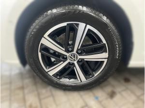 Volkswagen Caddy Life 5-Sitzer 1,5 l eHybrid OPF EU6 Frontantrieb 6-Gang-DSG Radst. 2 755 mm