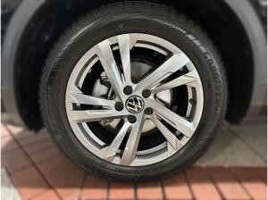 Volkswagen T-Roc 1.5 TSI DSG R-LINE *AHK *LED *ACC *VIRTUAL *RKAM *NAVI *SHZ *ALU *APP *