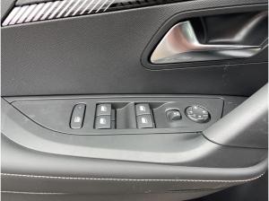 Peugeot 2008 1.2 Allure *NUR NOCH 1 MAL VERFÜGBAR*