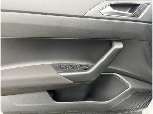 Volkswagen Taigo R-Line *Tageszulassung* 1,0 l TSI 85 KW (116 PS) 6-Gang