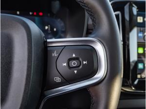 Volvo XC40 Plus Dark B3 Kamera Soundsystem  LED-Scheinwerfer Navi Panoramadach