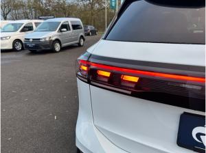 Volkswagen Tiguan 2.0TDI DSG R-Line AHK+WR+360°KAM+KESSY++