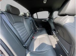 Alfa Romeo Giulia Veloce Q4 2.0 PDC+KAMERA+NAVI+CARPLAY+SHZ