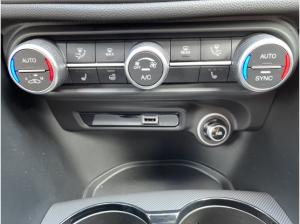 Alfa Romeo Giulia Veloce Q4 2.0 PDC+KAMERA+NAVI+CARPLAY+SHZ