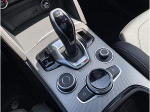 Alfa Romeo Stelvio Intensa Q4 2.0 PANORAMA+PDC+KAMERA+CARPLAY