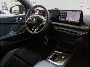 BMW M135i xDrive Aut. *on top 1190 € BMW Zubehör Gutschein 1190 € * !!!