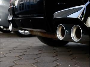 BMW M135i xDrive Aut. *on top 1190 € BMW Zubehör Gutschein 1190 € * !!!