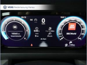 Volkswagen Crafter Kasten Neues Modell Mittel Vorb. AHK Navi
