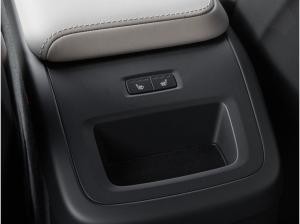 Volvo XC60 T8 Plus Dark