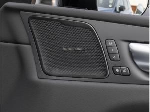 Volvo XC60 T6 Plus Black Edition