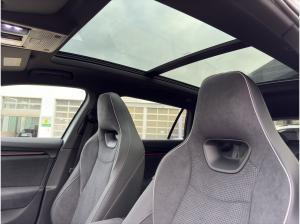 Skoda Superb SOFORT VERFÜGBAR! Combi Sportline Navi DCC Pano AHK eSitz