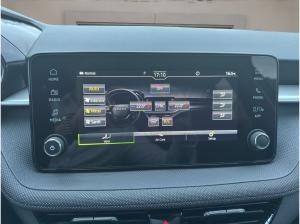 Skoda Fabia SOFORT VERFÜGBAR! 1.0 TSI Tour Kamera Navi DynLicht KeyLess