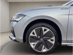 Skoda Superb SOFORT VERFÜGBAR! Combi Sportline Navi DCC Pano AHK eSitz