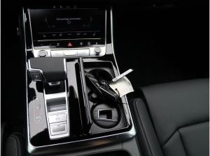 Audi Q8 S-Line 55 TFSI quattro S-tronic / Pano, 360°K