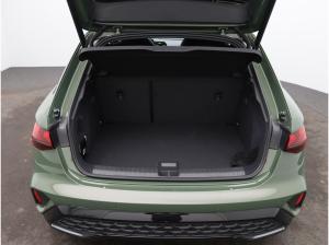 Audi A3 Sportback S-Line 35 TFSI S-tronic / Navi, LED