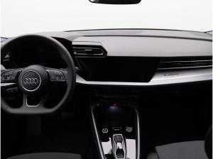 Audi A3 Sportback S-Line 35 TFSI S-tronic / Navi, LED