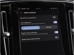 Volvo XC40 B3 Plus Black Edition