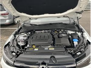 Volkswagen Passat Business 2.0 l TDI DSG CarPlay Matrix ACC AHK Winterräder IQ.Light